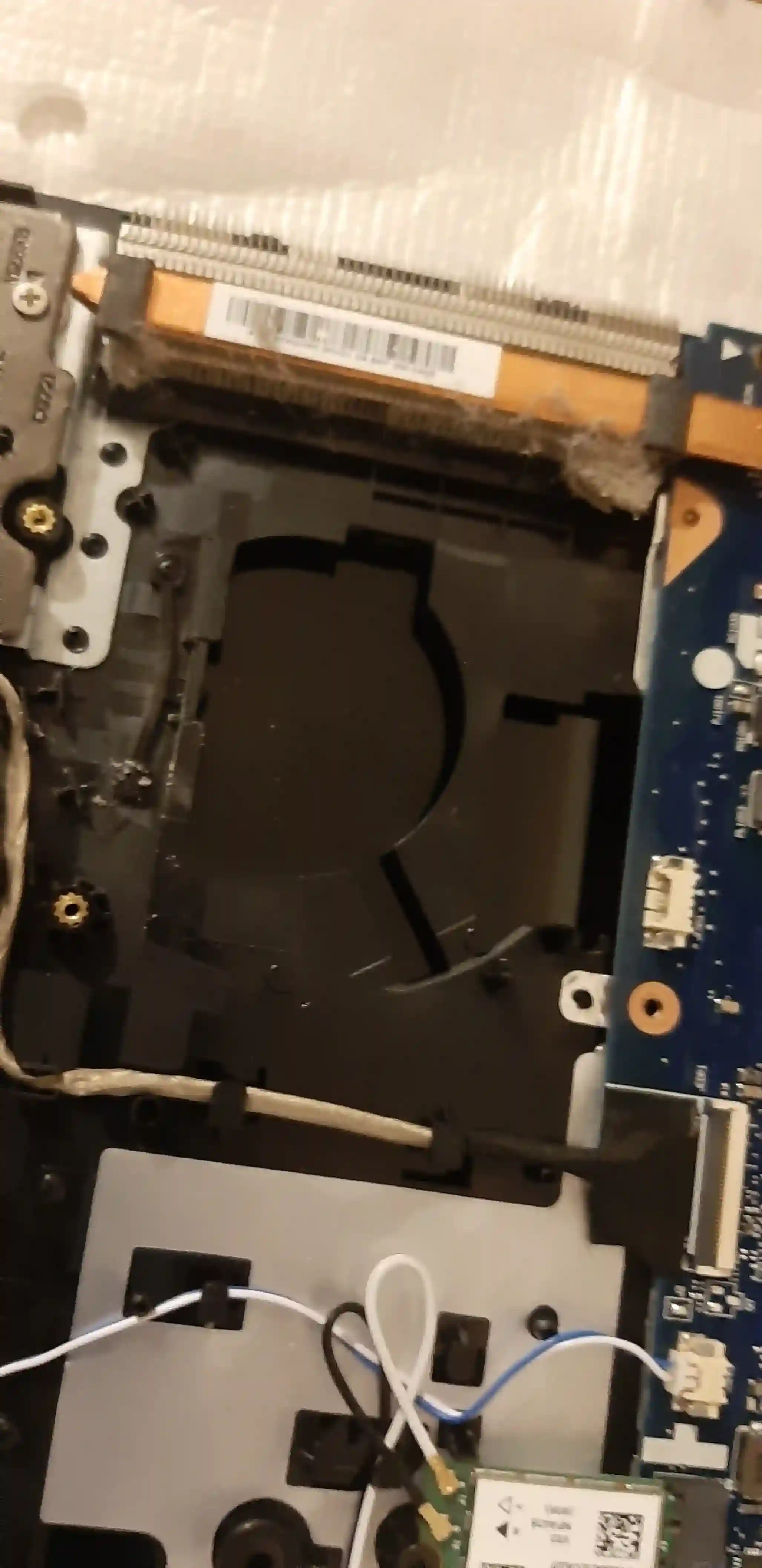 Image de  LENOVO<br><br>Installation SSD
