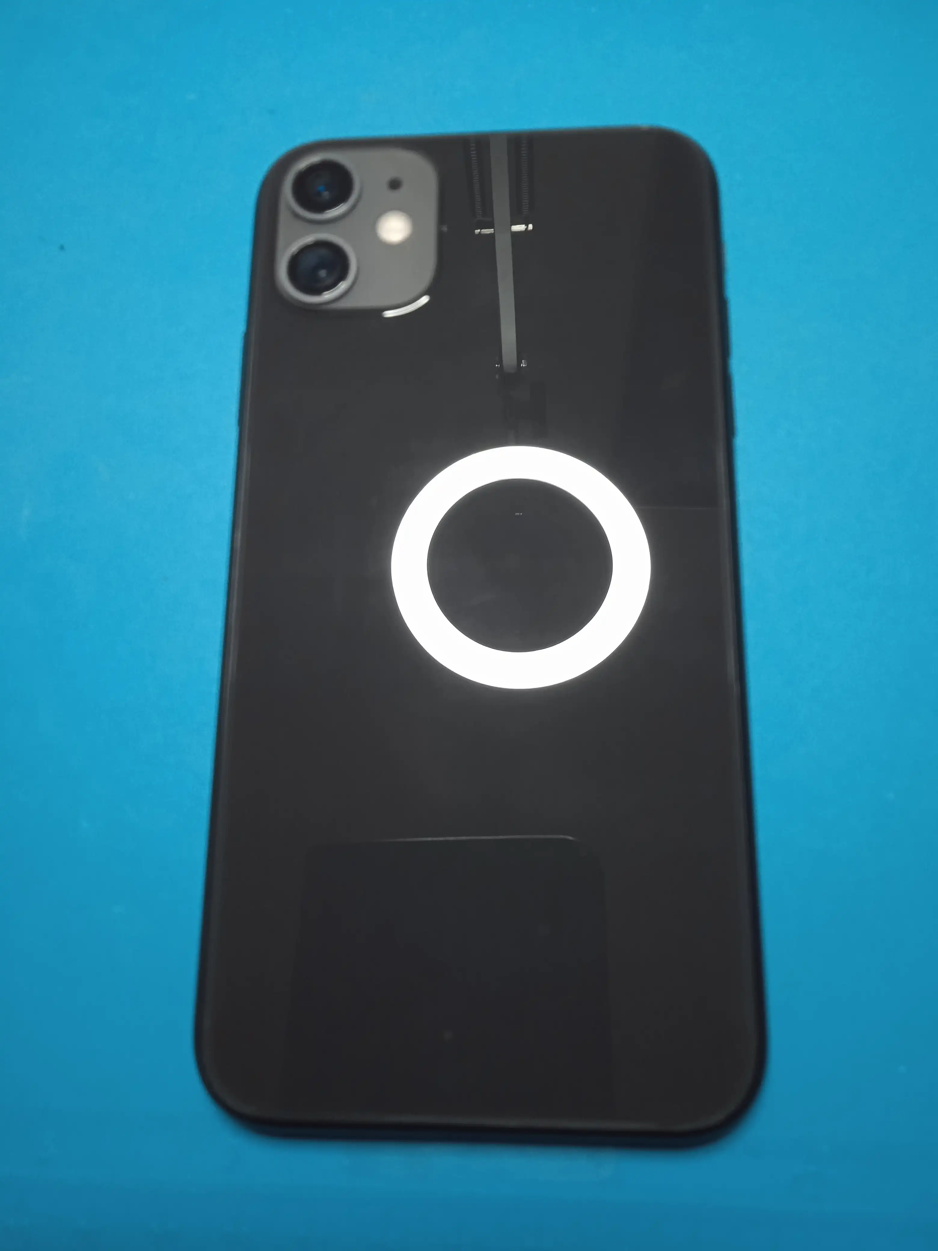 Image de iPhone 11 <br><br>Chassis et écran
