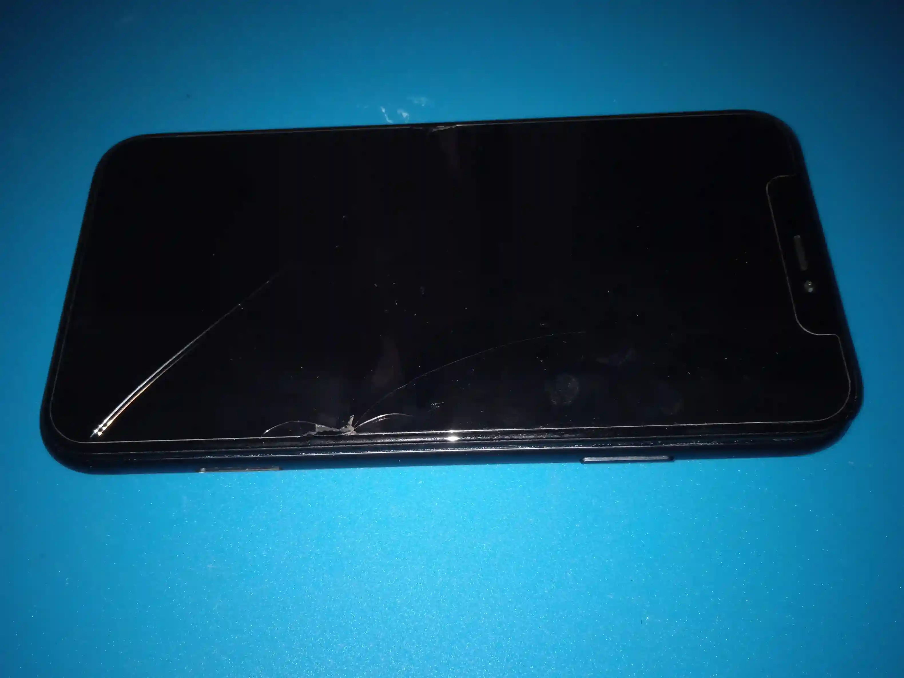Image de iPhone 11 <br><br>Chassis et écran